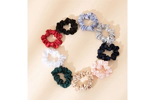 3210608 Täglich essentielle Schönheit Scrunchie RPET